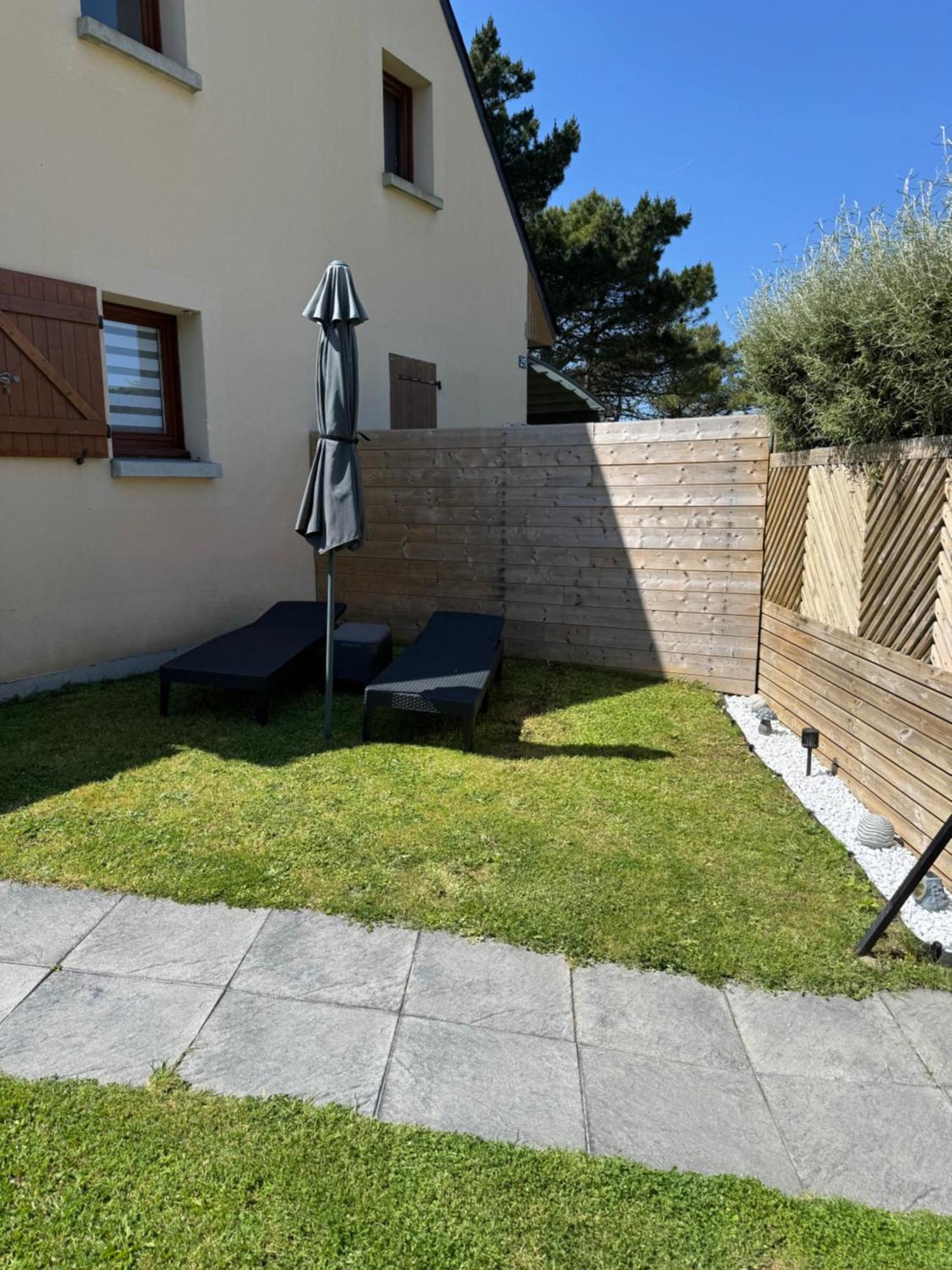 Perle Beach, Petite Maison Situee En Bord De Plage, Piscine. Guidel Exterior photo