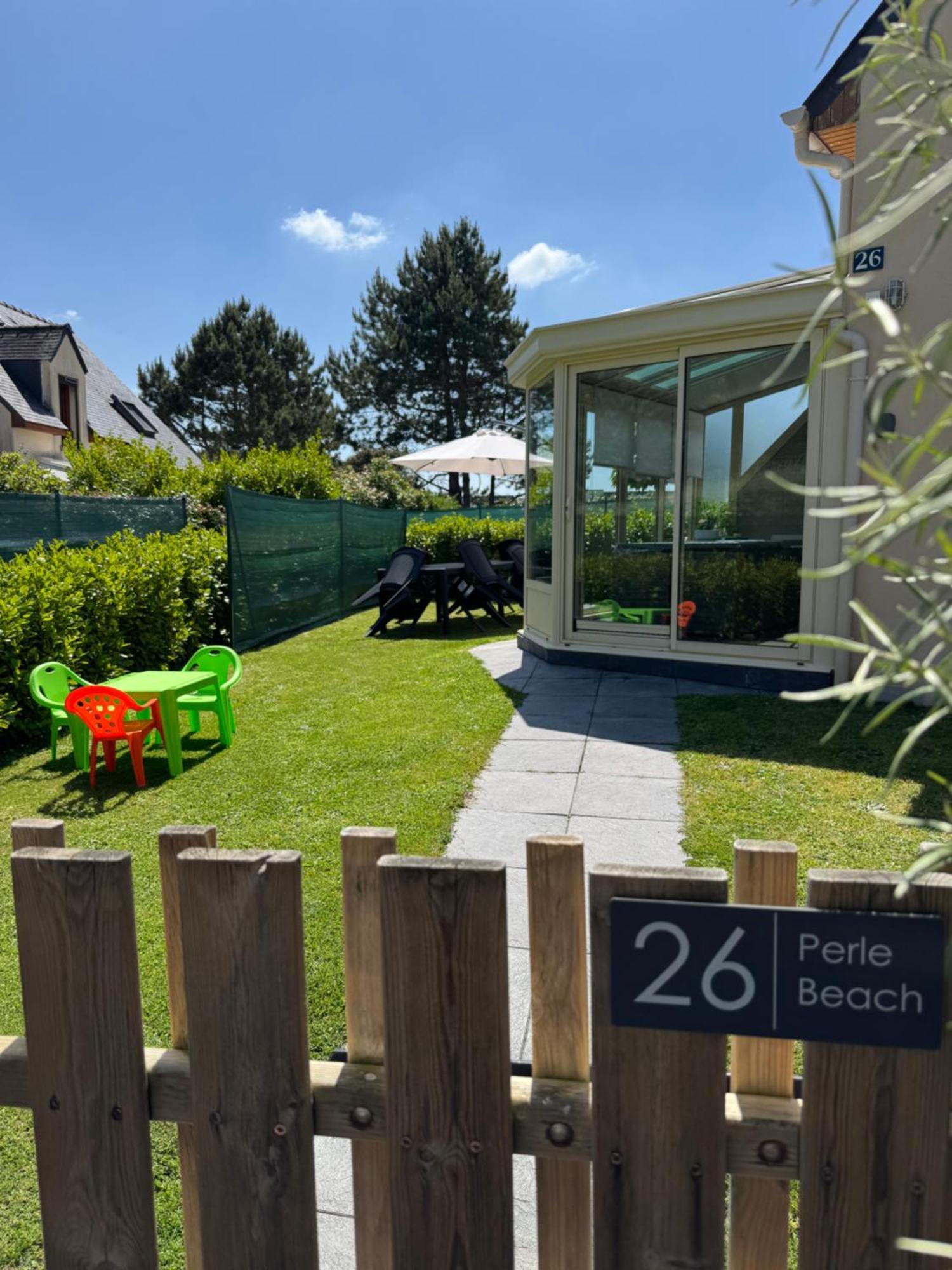 Perle Beach, Petite Maison Situee En Bord De Plage, Piscine. Guidel Exterior photo